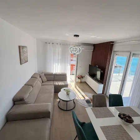 Unik Rana E Hedhun Apartment Lezhe